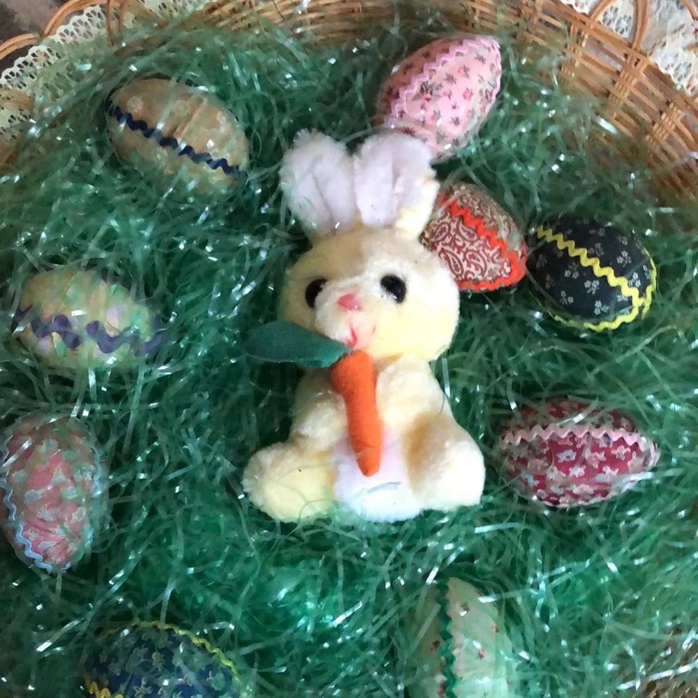 Easter Basket and Rabbit Garland